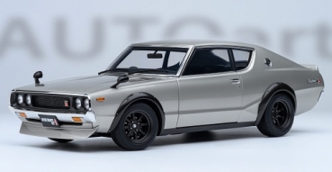 77466	Nissan Skyline 2000 GT-R (KPGC110) Tuned version Silver	1:18